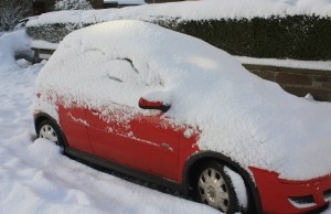 snow-covered-cars